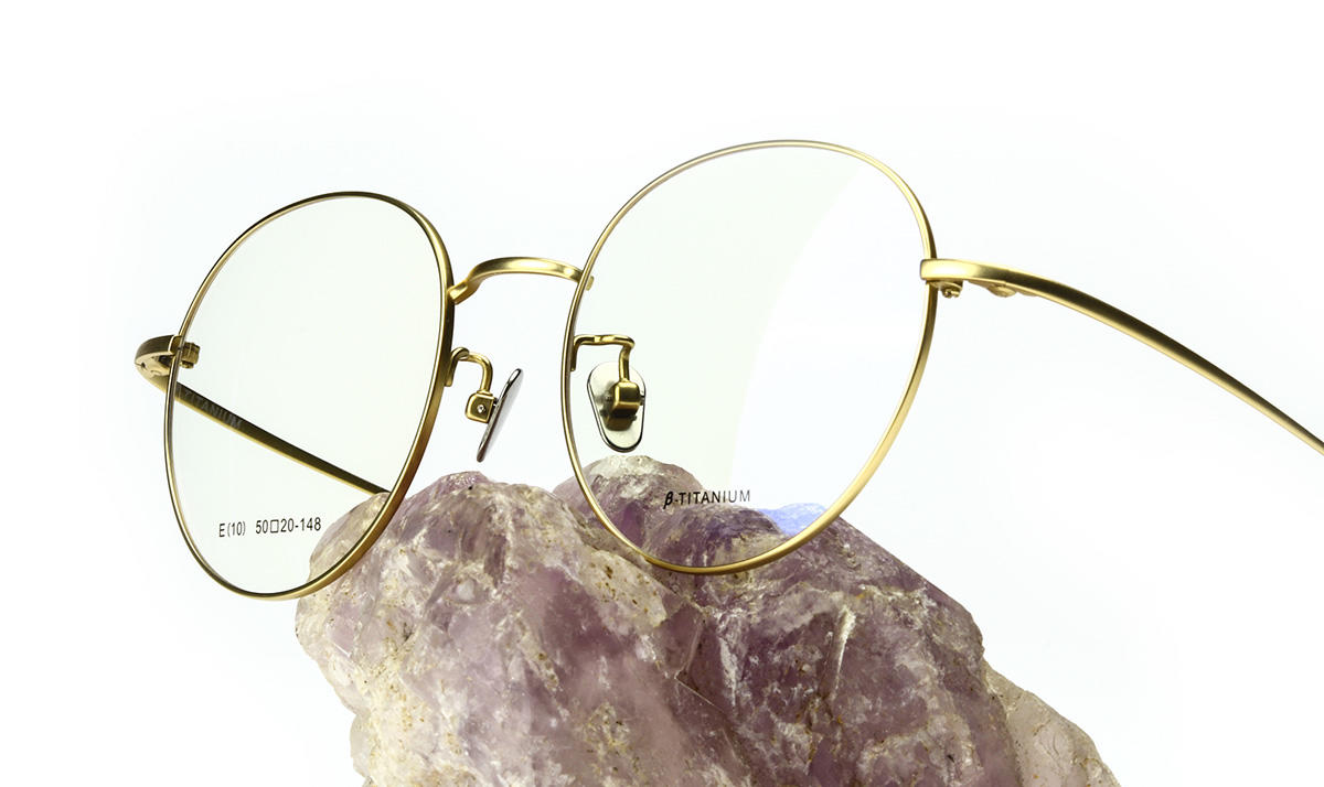 Gafas ópticas con montura de titanio Beta E10